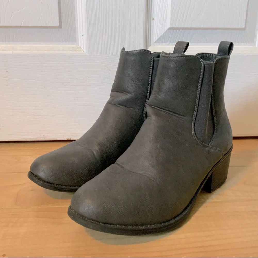 Grey Chelsea Boots - Picture 1 of 14